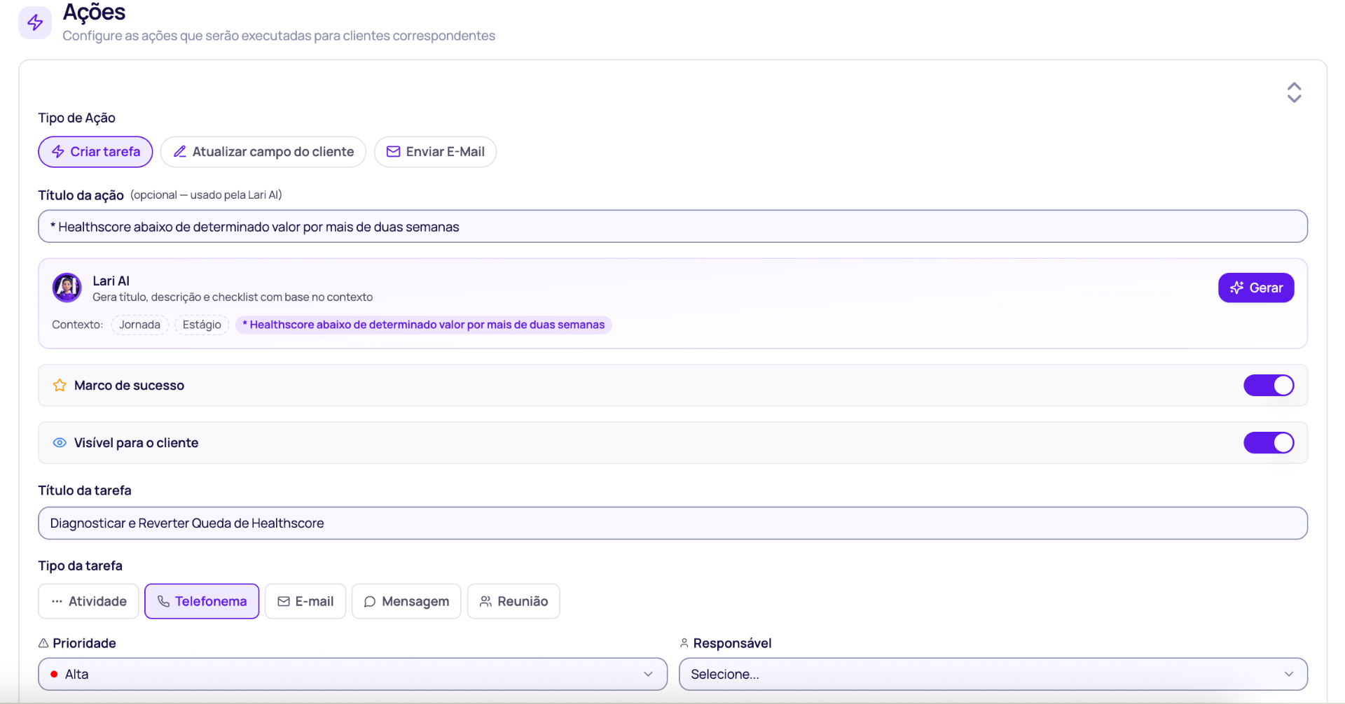 Editor de Ações do playbook na SoftCS com a Lari AI gerando título, descrição e checklist da tarefa de retenção de cliente com risco de churn